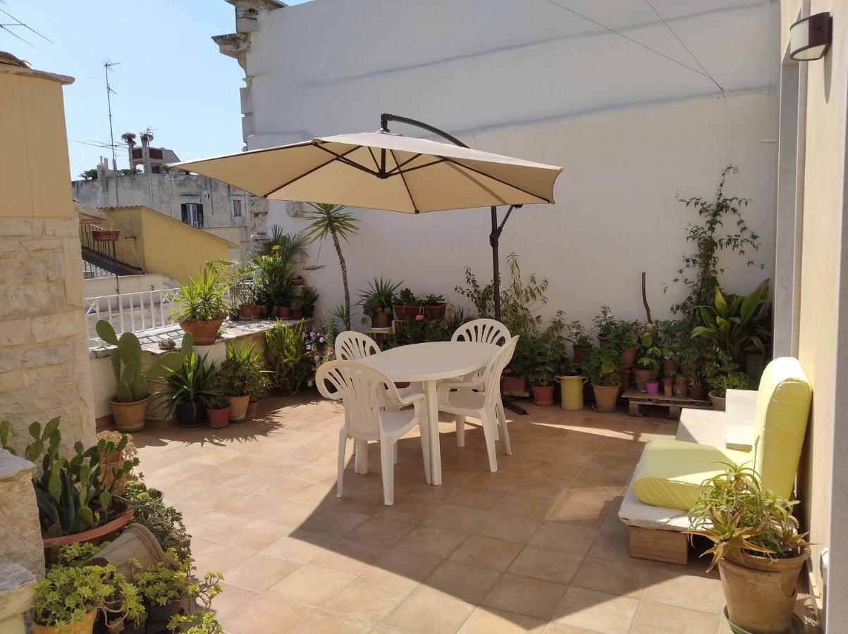 Attica B&B Terlizzi Bagian luar foto